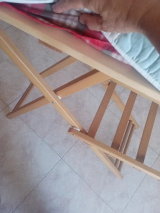 Tabla de planchar de madera plegable