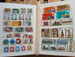 Album 353 francobolli Germania D.D.R.
