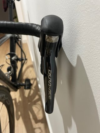 Bici da strada in carbonio Focus Izalco