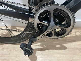 Bici da strada in carbonio Focus Izalco