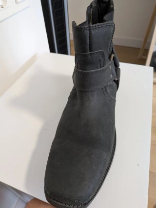 Botas negras sin estrenar, empeine piel