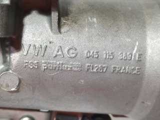 ENFRIADOR ACEITE MOTOR 045115389E