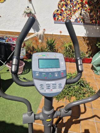 Elíptica BH Fitness Proaction