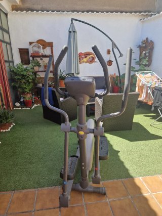 Elíptica BH Fitness Proaction