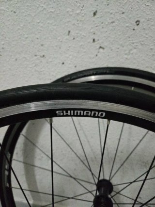 Ruedas de Bicicleta Shimano RS