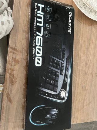 Teclado Gigabyte Negro