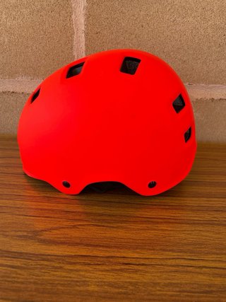 Casco y protecciones Oxelo
