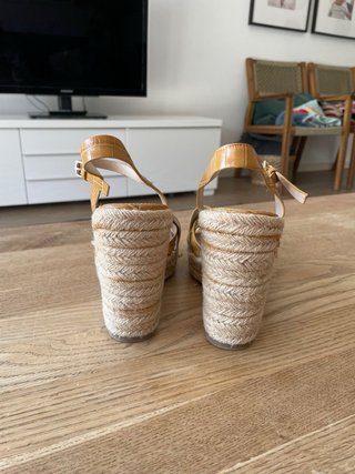 Sandalias cuña esparto
