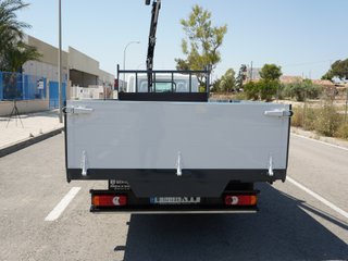NISSAN NT400 CAJA LARGA Y GRÚA