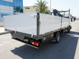 NISSAN NT400 CAJA LARGA Y GRÚA