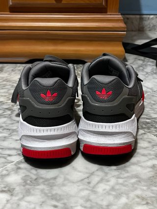 Adidas ZX RS