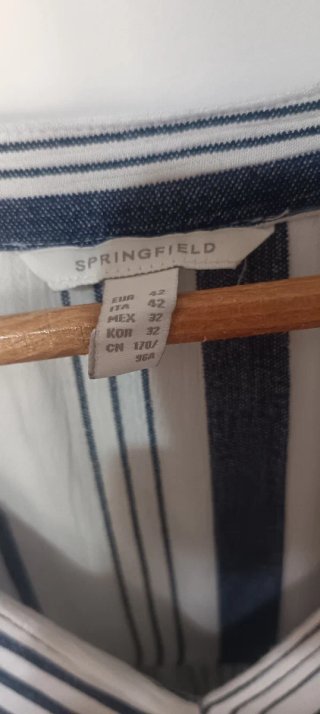 Camisa de rayas azul y blanco