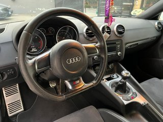 Audi  Audi TT s-line 2.0 TDI