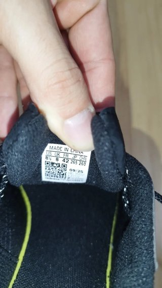 Zapatillas Adidas Negras y Grises