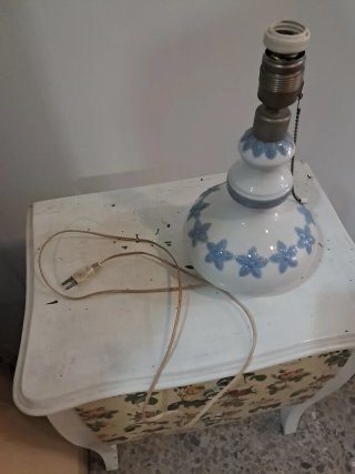 Lámpara cerámica Lladro flores azules
