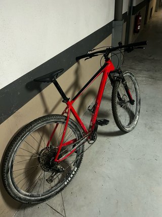 Bicicletta Scott Scale 970 29'' Rossa