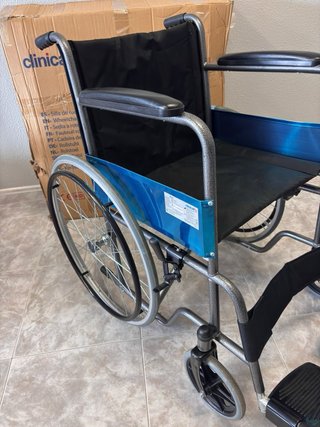 Silla de ruedas nueva a estrenar