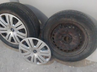 Ruedas Ford 5x108 con tapacubos