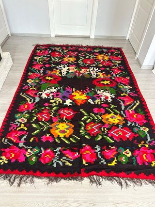 Tappeto Kilim Lana Nero e Rosso