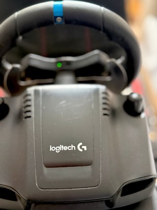 Playseat Challenge + Logitech G29 Volante