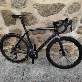 Bicicleta de carretera Trek Emonda SL 6 disc pro