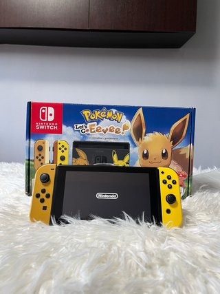 Nintendo Switch Pokémon Let's Go Eevee Limited Ed.