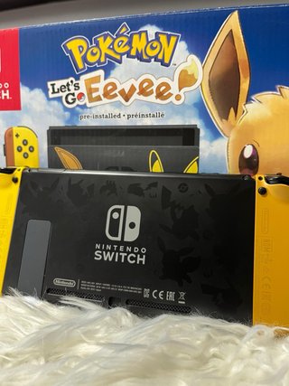 Nintendo Switch Pokémon Let's Go Eevee Limited Ed.