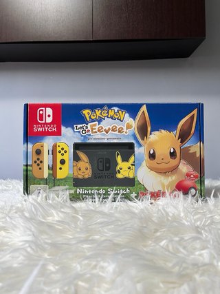 Nintendo Switch Pokémon Let's Go Eevee Limited Ed.