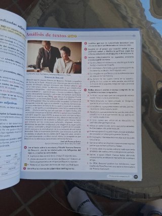 Lengua castellana y literatura II. Libro del es...
