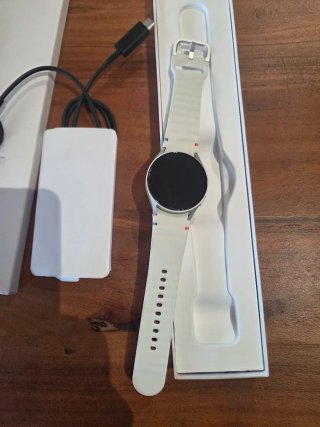 Samsung Galaxy Watch7 40mm Crema