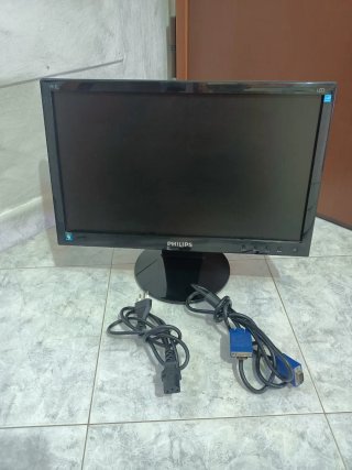 Monitor Philips 191EL 19" VGA 16/9 Funzionante.