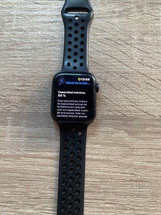 Apple Watch SE Nike Cellular 44mm Nero