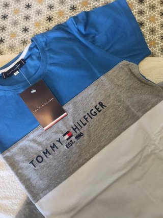 Conjunto Tommy Hilfiger T-shirt e Calções 14 anos