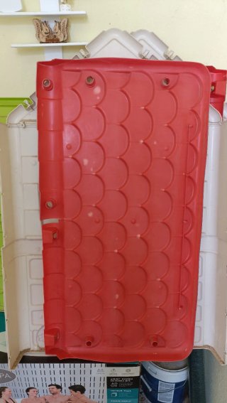 Casa de juegos infantil con tobogán