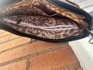 Bolso Guess Piel Leopardo Hebillas Doradas