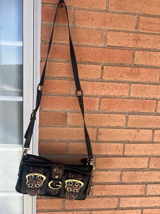 Bolso Guess Piel Leopardo Hebillas Doradas