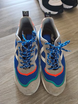 Zapatillas  5 pares Munich, Asisc y Under Armour
