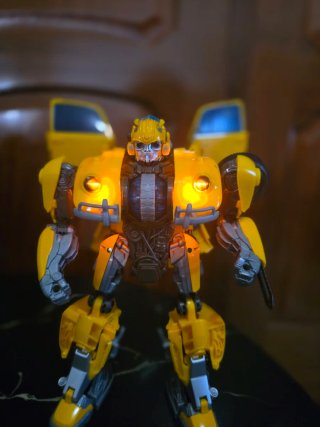 Figura Bumblebee Grande Electrónica