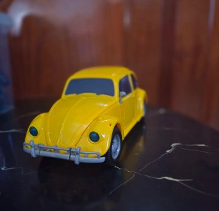 Figura Bumblebee Grande Electrónica
