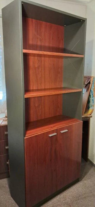 2Estanterías modular con puertas