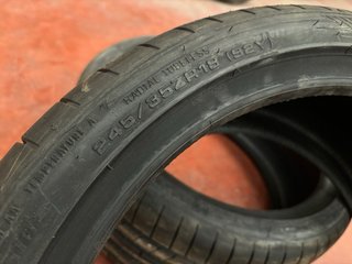 Neumáticos Dunlop 245/35/18 92Y XL