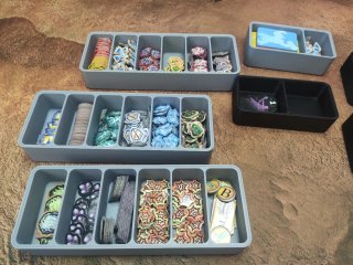 Tales from the Red Dragon Inn + Insertos