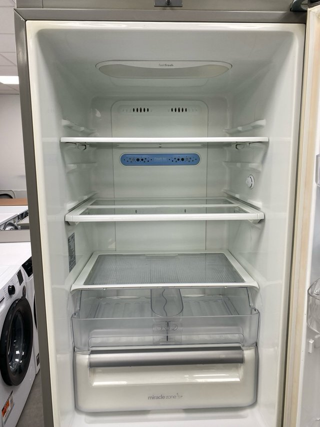 Frigorífico LG Plata 190x60cm clase A com envio