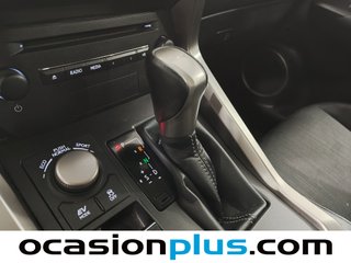 Lexus NX 300h Business Navigation 2WD 145 kW (197 CV)