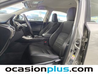 Lexus NX 300h Business Navigation 2WD 145 kW (197 CV)