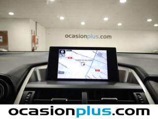 Lexus NX 300h Business Navigation 2WD 145 kW (197 CV)