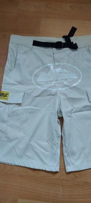 Bermuda Corteiz Beige