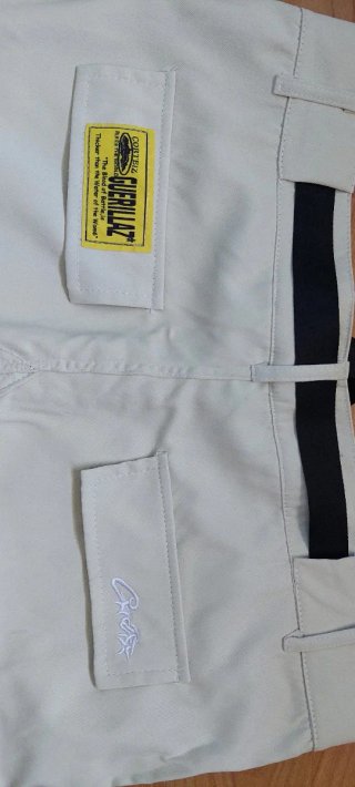 Bermuda Corteiz Beige