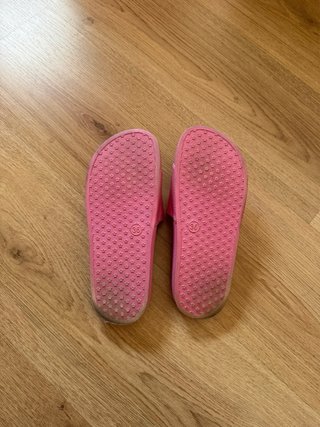 Chinelas Karl Lagerfeld menina rosa tamanho 36