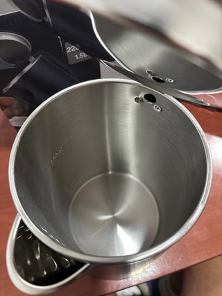 Tetera Tesla KT301BX 2200W 1.5L